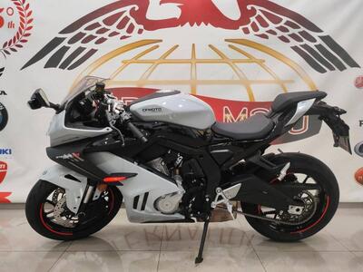 CFMOTO 675SR-R (2025) nuova