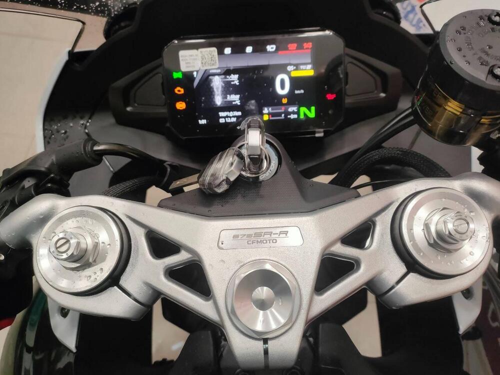 CFMOTO 675SR-R (2025) (10)