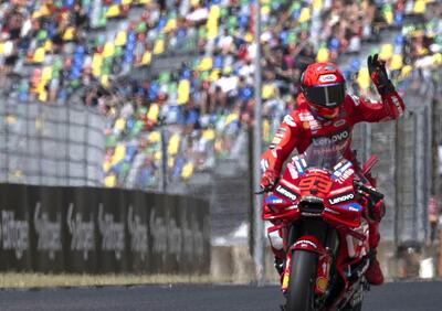 MotoGP 2025. GP d'Italia al Mugello. Le Ducati rosse volano: 1° Marc Marquez (100ª pole!), 2° Pecco Bagnaia [RISULTATI]