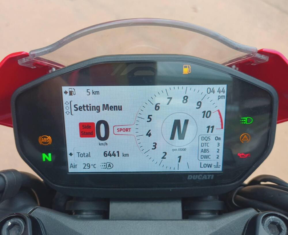 Ducati Monster 937 + (2021 - 25) (3)