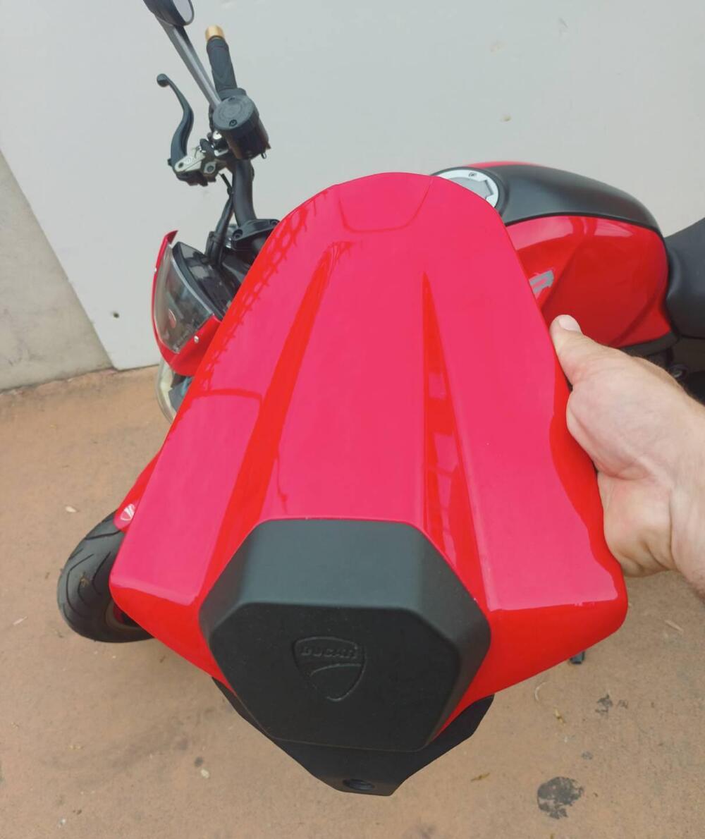 Ducati Monster 937 + (2021 - 25) (4)