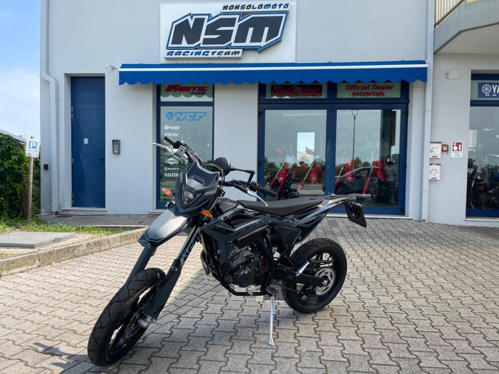 Betamotor RR 125 4T Motard T - X Special Edition (2025)