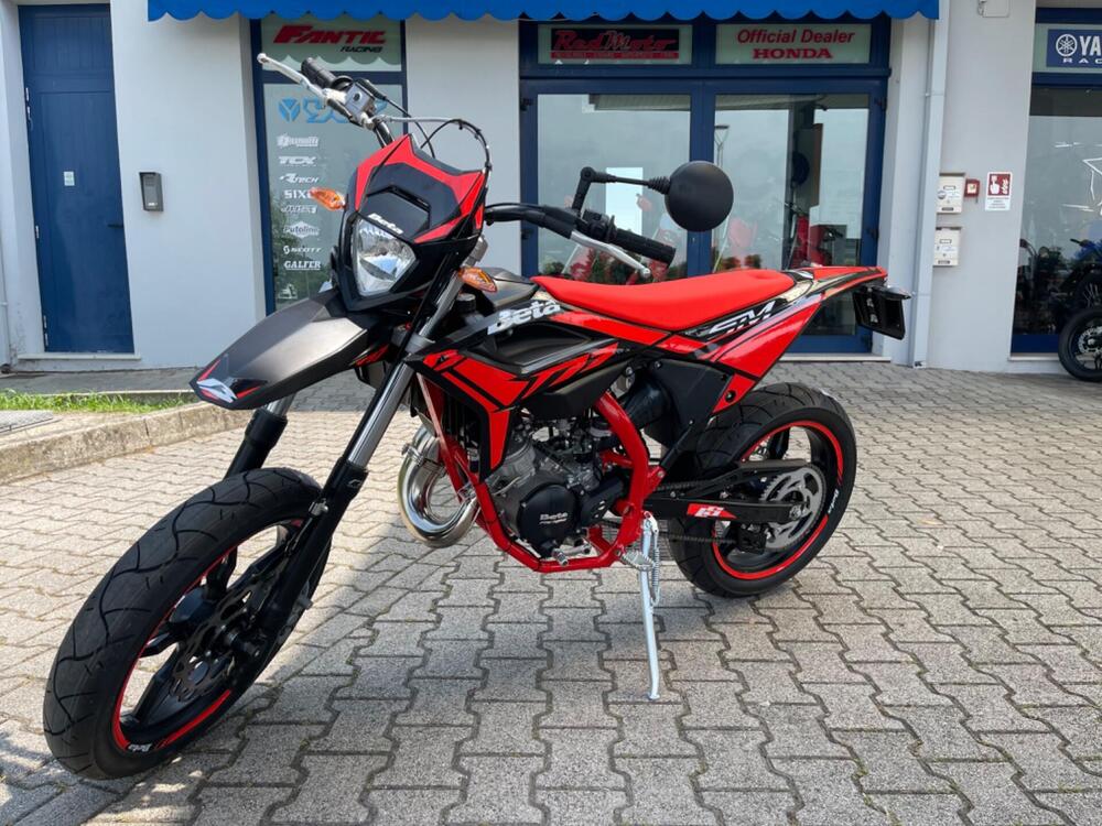Betamotor RR 50 Motard Sport LS (2024 - 26) (2)