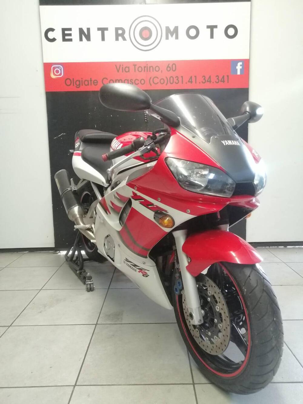 Yamaha YZF R6 (1999 - 00) (6)