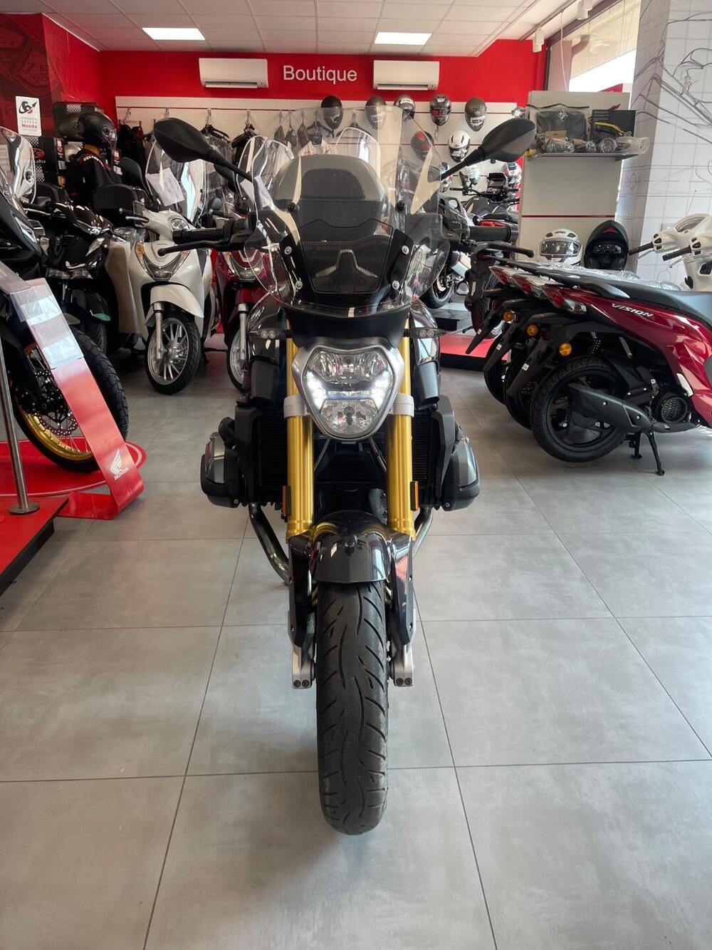 Bmw R 1200 R (2015 - 16) (2)