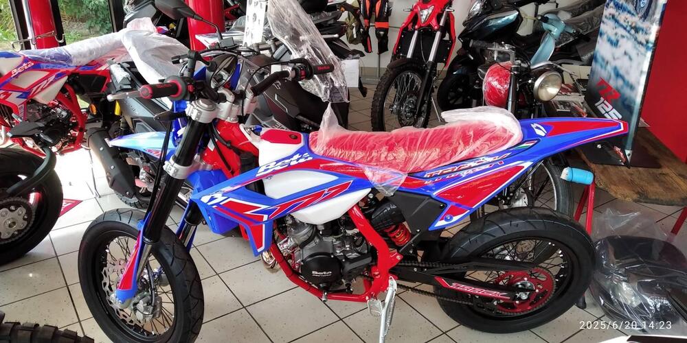 Betamotor RR 50 Motard Track (2021 - 25) (2)