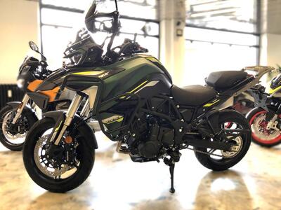 Benelli TRK 702 (2026) nuova