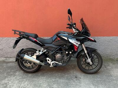 Benelli TRK 251 (2022 - 25) usata
