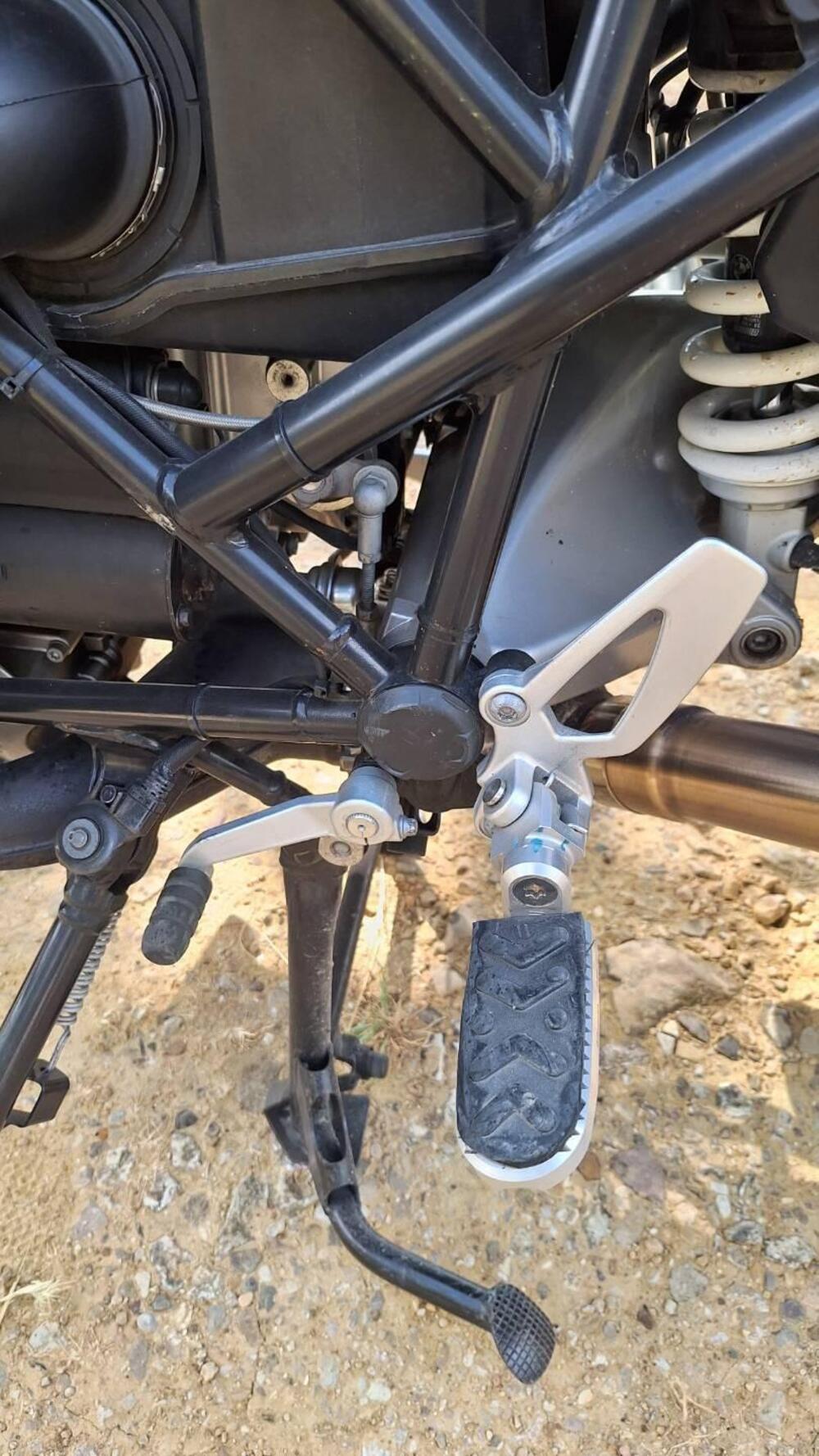 Bmw R 1200 R (2006 - 11) (8)