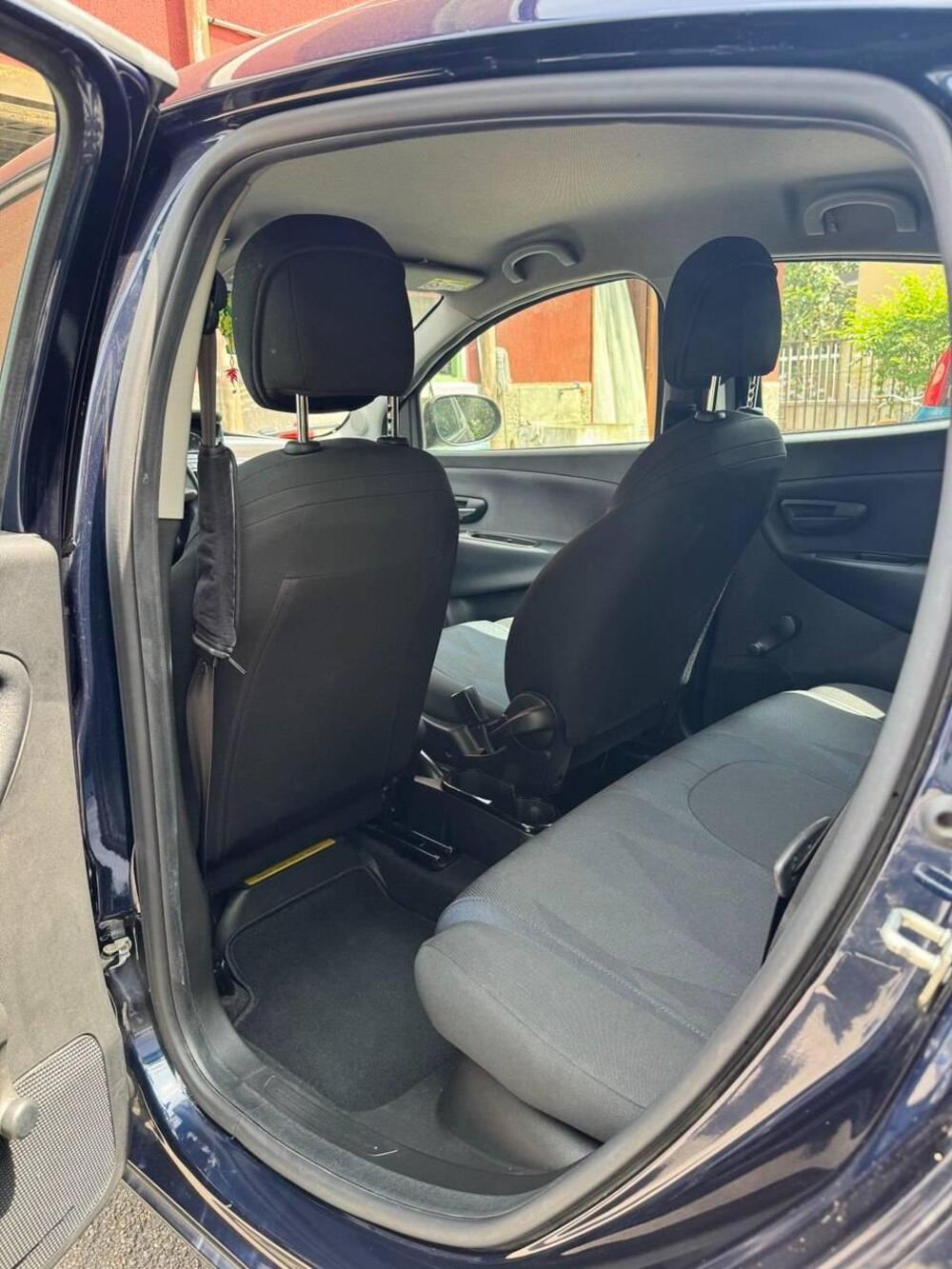 Lancia Ypsilon usata a Monza e Brianza (10)