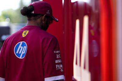 F1. Wolff: "Hamilton resta al top, la Ferrari non lo ha indebolito. Dategli tempo". Ma i risultati dicono altro?