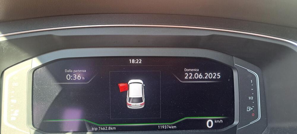 Volkswagen Tiguan usata a Asti (12)