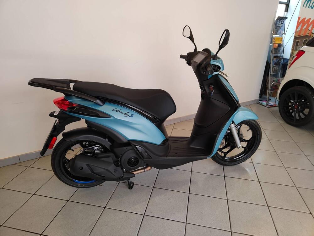 Piaggio Liberty 150 S (2025 - 26) (8)