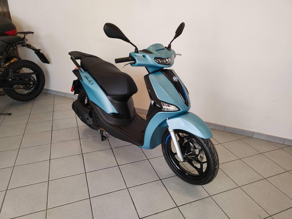 Piaggio Liberty 150 S (2025 - 26) (11)