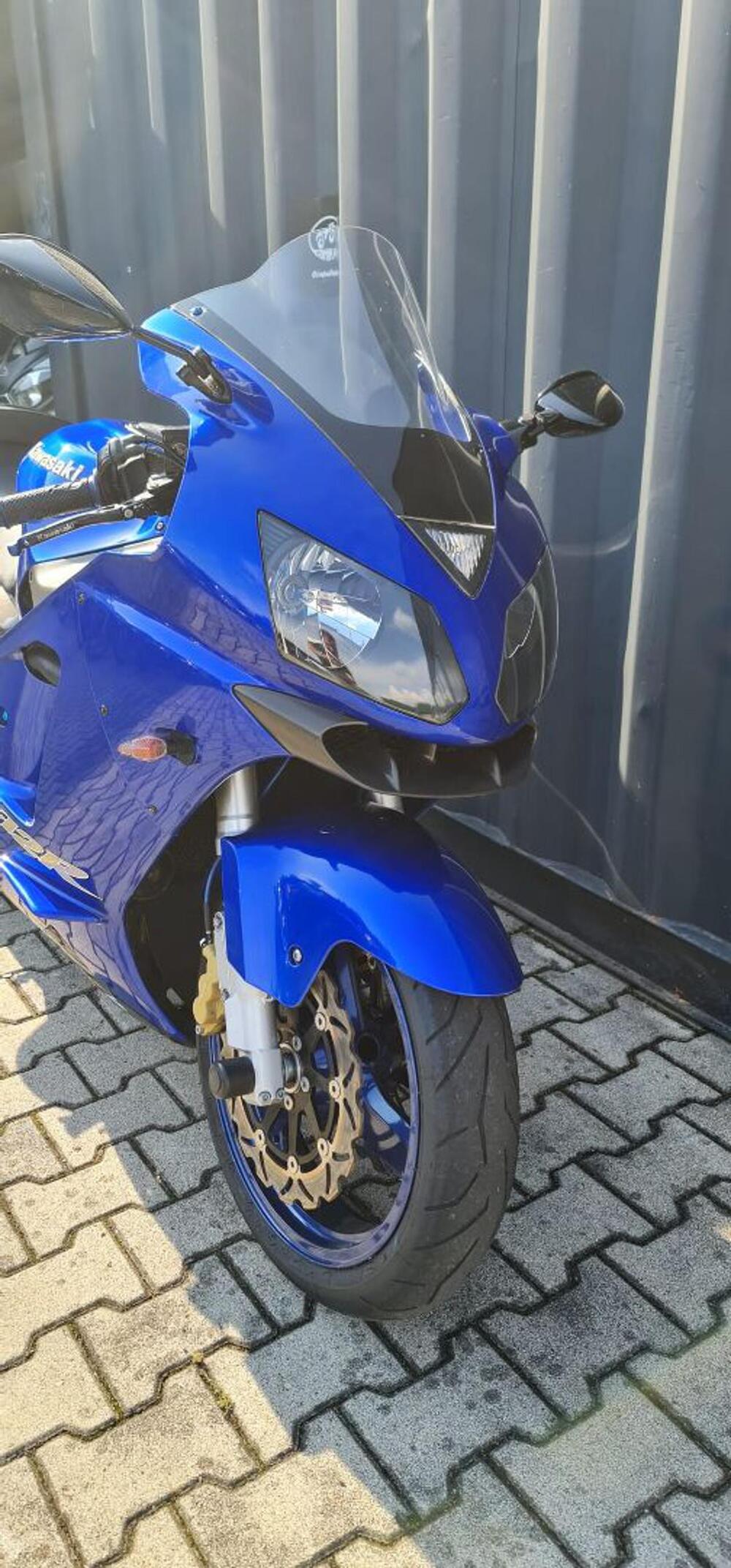 Kawasaki Ninja 1200 ZX-12R (2000 - 06) (14)