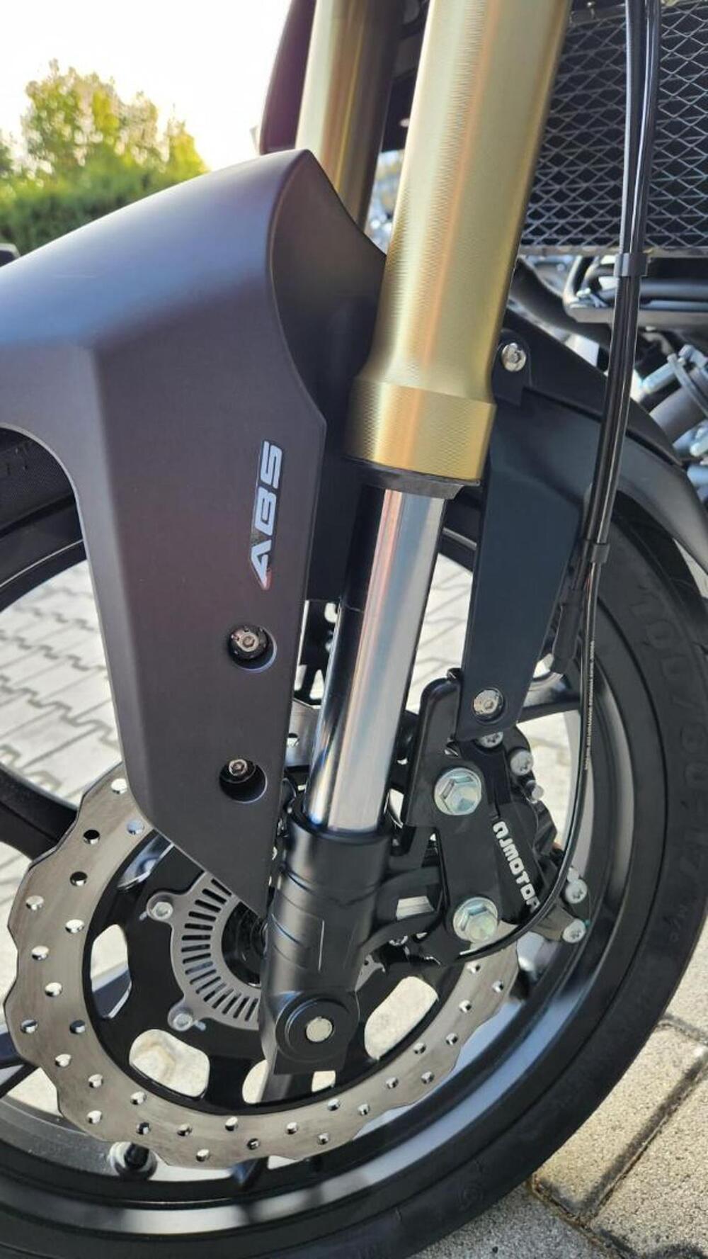 QJ Motor SRK 125 S (2023 - 24) (7)