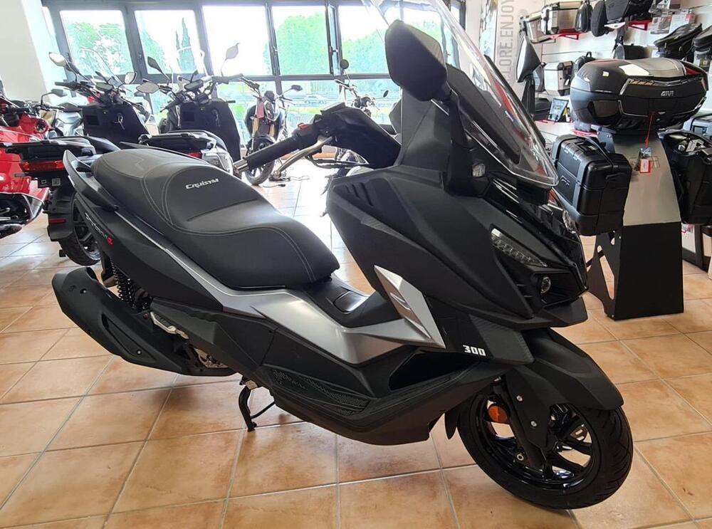 Sym Cruisym 300 E5+ (2025)