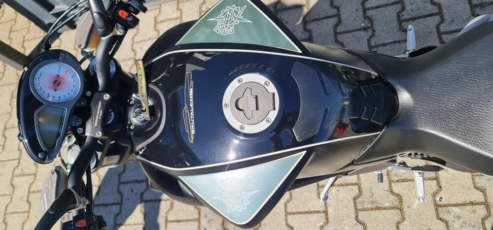 MV Agusta Brutale 910 R (2006 - 11) (4)