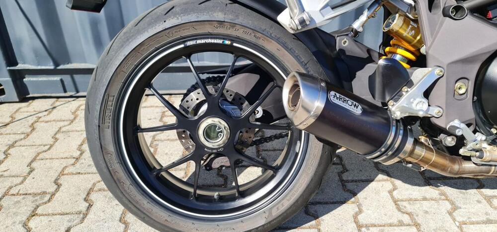 MV Agusta Brutale 910 R (2006 - 11) (9)