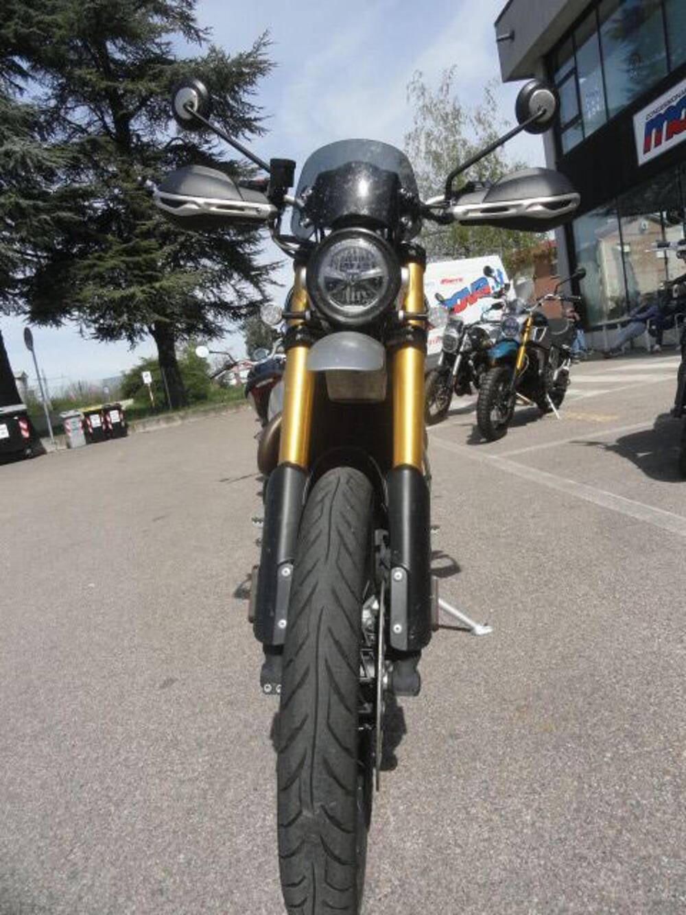 Triumph Scrambler 1200 XE (2019 - 20) (3)