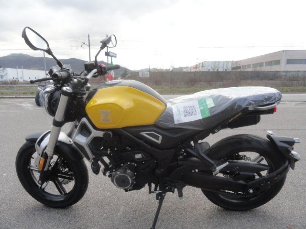 Voge Trofeo 350AC (2022 - 25) (5)