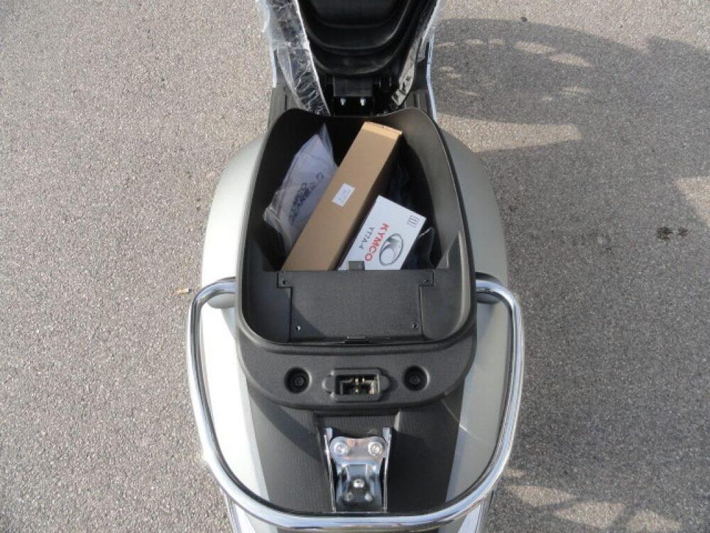Kymco Like 50 4T (2021 - 25) (11)