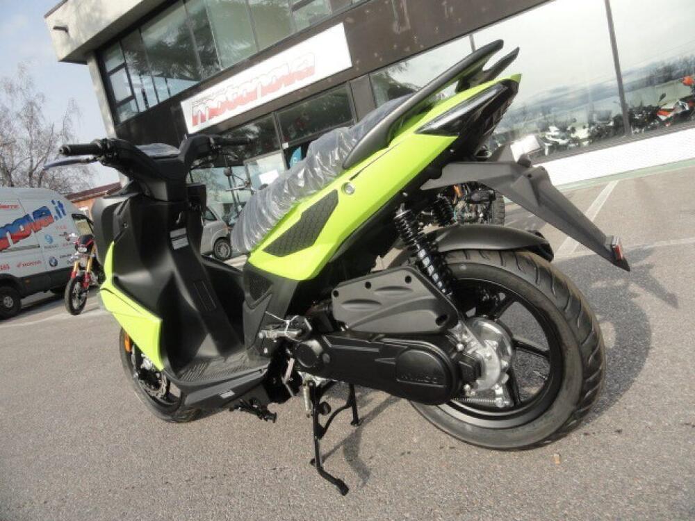 Kymco Super 8 50 R (2022 - 25) (8)