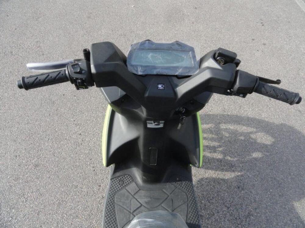 Kymco Super 8 50 R (2022 - 25) (9)