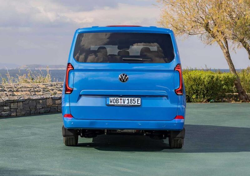 Volkswagen Veicoli Commerciali Caravelle (2025-->>) (4)
