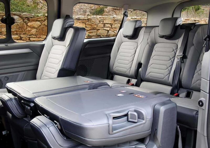 Volkswagen Veicoli Commerciali Caravelle (2025-->>) (12)