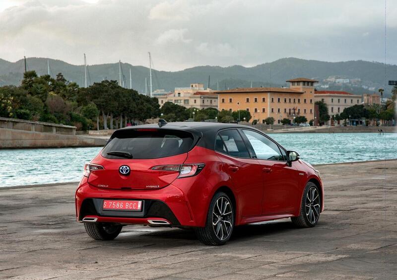 Toyota Corolla (4)