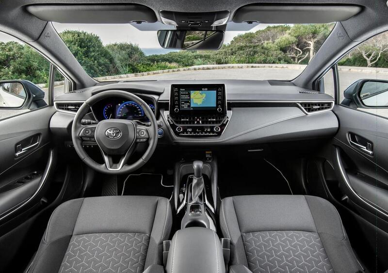 Toyota Corolla (11)