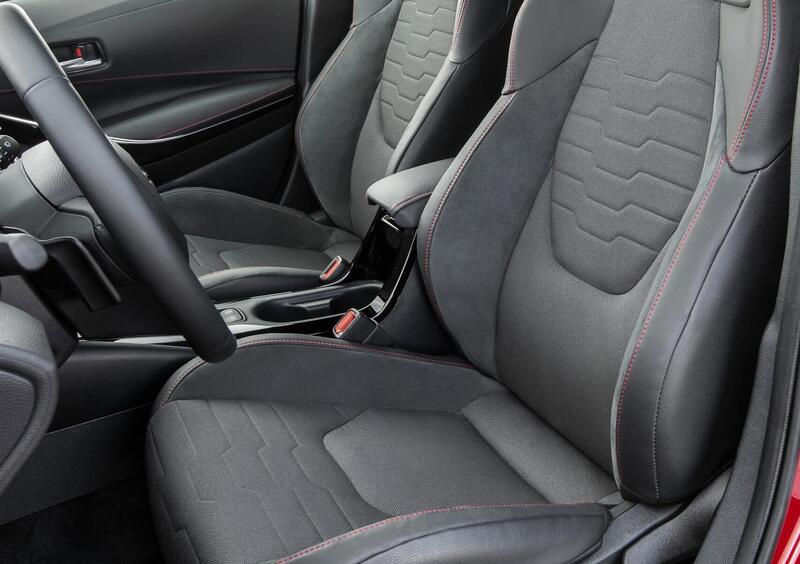 Toyota Corolla (12)