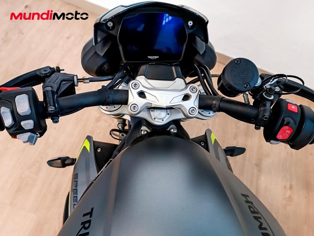 Triumph Speed Triple 1200 RS (2021 - 24) (11)