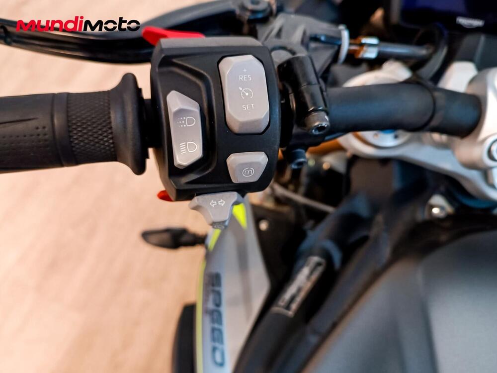 Triumph Speed Triple 1200 RS (2021 - 24) (14)