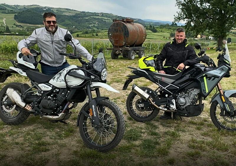 Himalayan vs 450MT: quale buttiamo gi&ugrave; dalla torre? COMPARATIVA DUAL SPORT 450 [VIDEO]