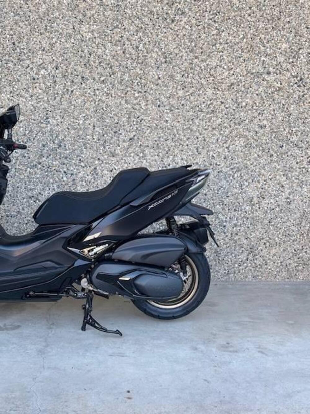 Kymco Xciting VS 400i (2023 - 26) (4)