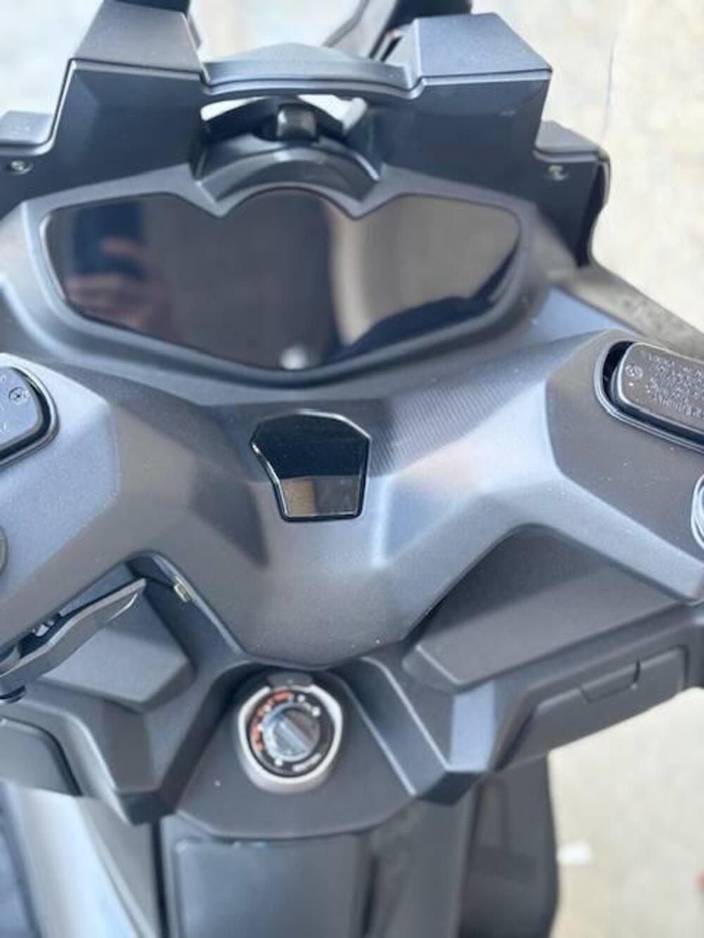 Kymco Xciting VS 400i (2023 - 26) (7)