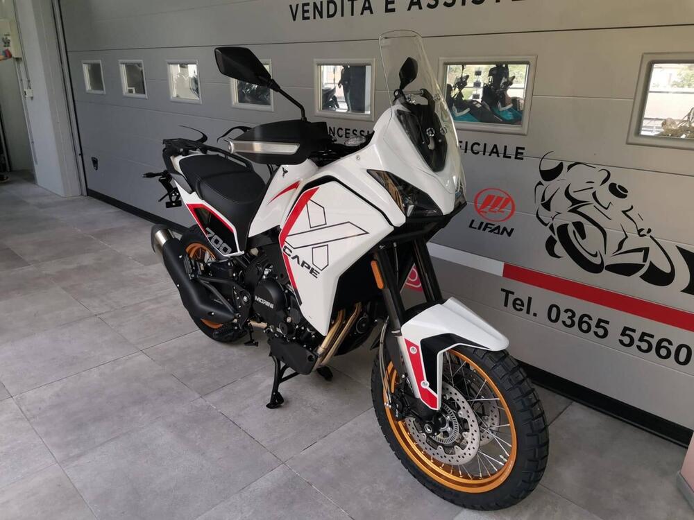 Moto Morini X-Cape 700 Gold Edition (2025) (4)