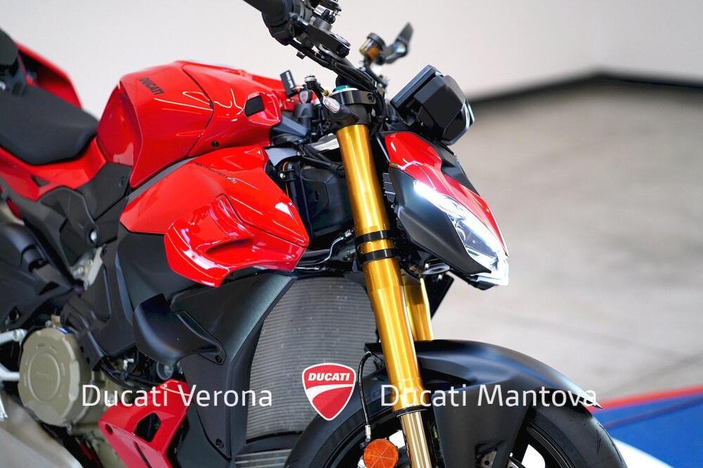 Ducati Streetfighter V4 S (2025) (9)
