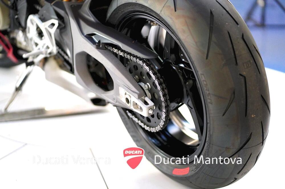 Ducati Streetfighter V4 S (2025) (12)