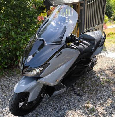 Yamaha T-Max 530 Bronze Max (2014) usata