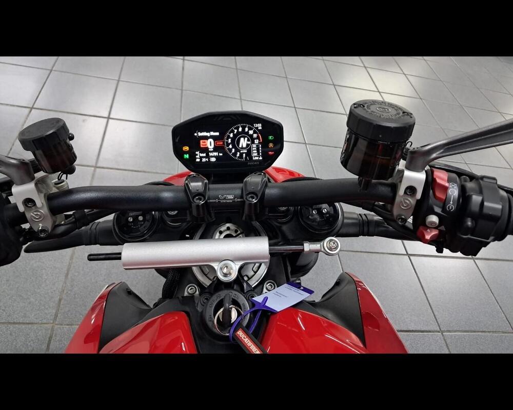 Ducati Streetfighter V2 (2025) (7)