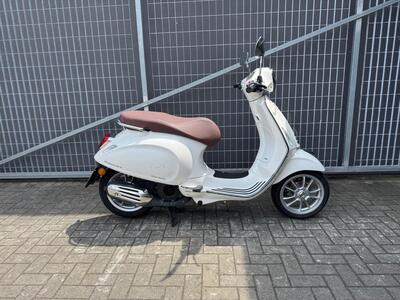 Vespa Primavera 150 (2021 - 23) usata