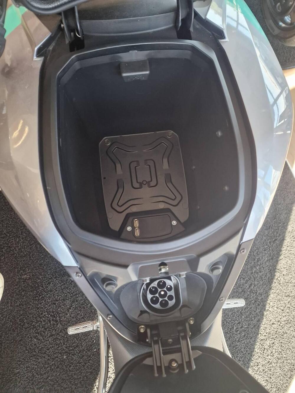 Zero S (2015 - 23) (5)