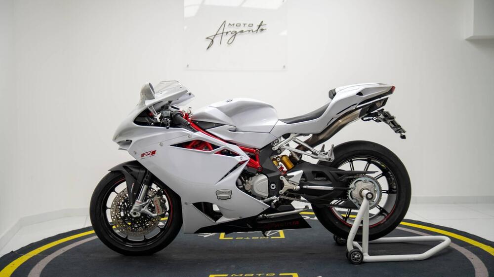 MV Agusta F4 1000 (2010 - 15) (3)