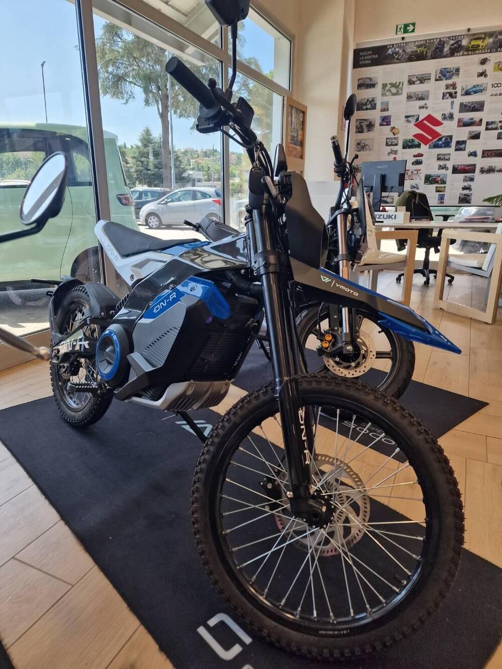 VMoto ON-R L3e (2023 - 25) (2)