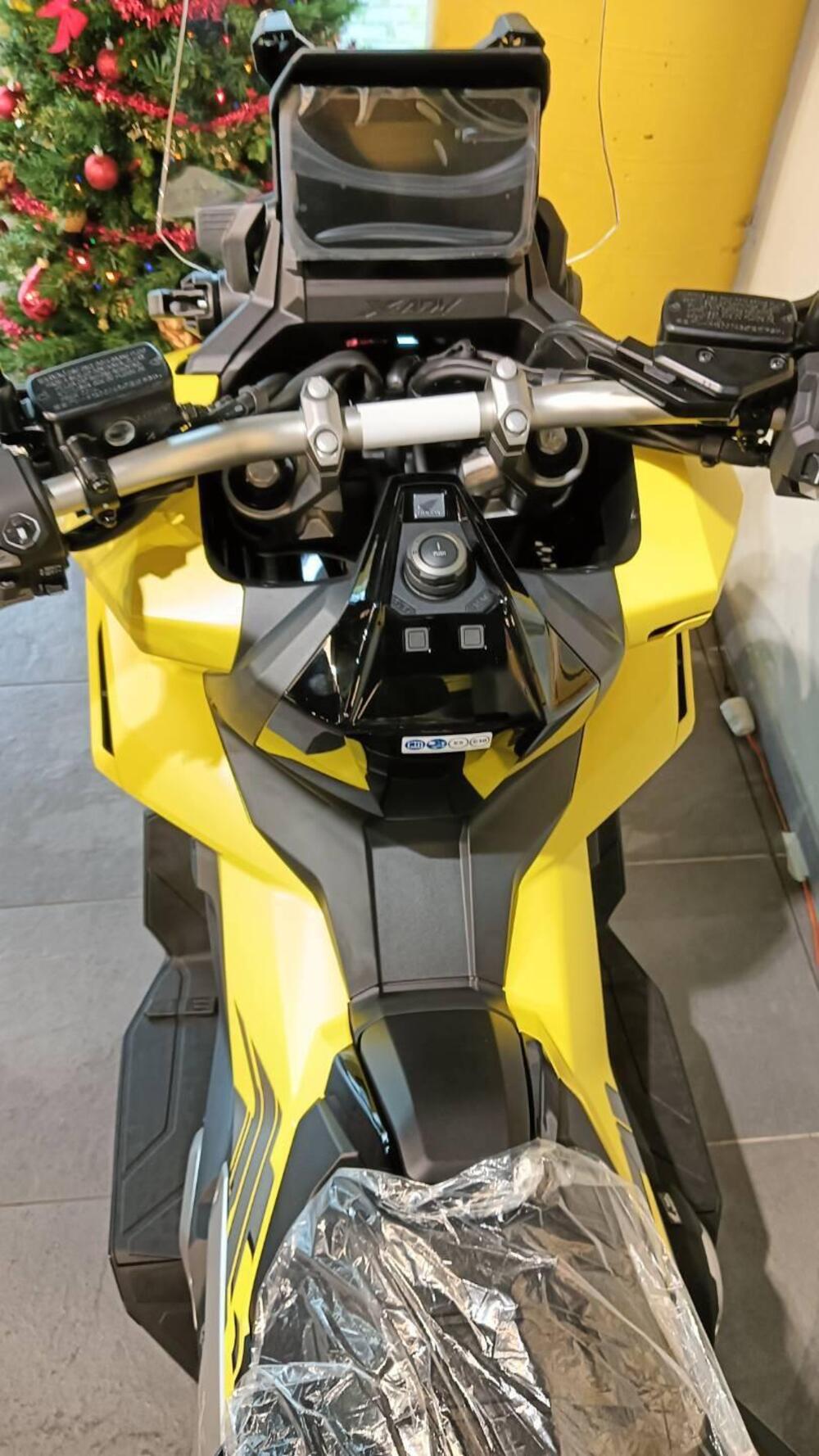 Honda X-ADV 750 (2025) (6)