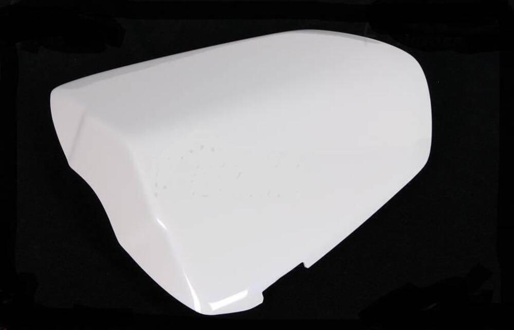 Coprisella Suzuki GSR 750 Bianco