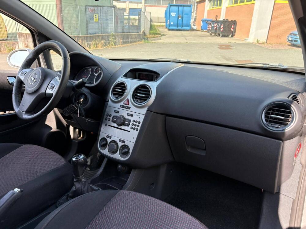 Opel Corsa usata a Asti (13)